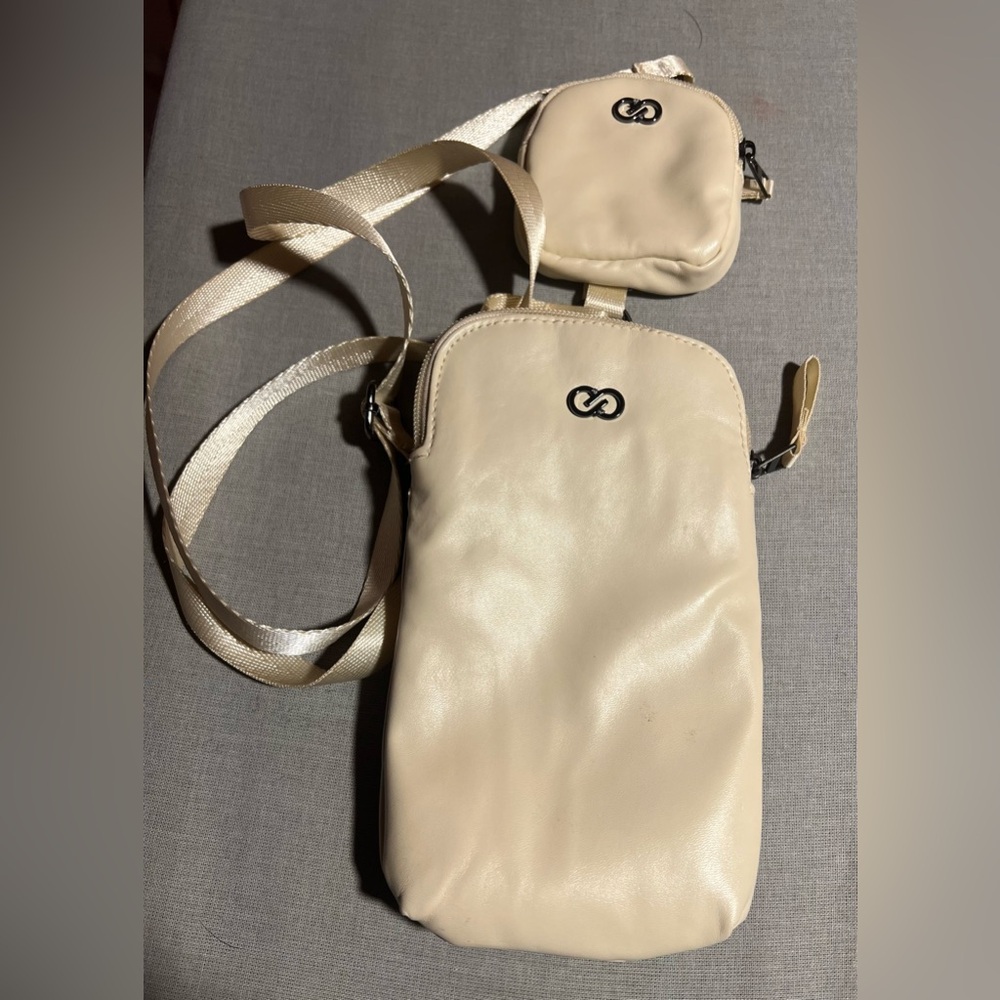 CALIA by Carrie Underwood Cream Crossbody Cell Phone Bag